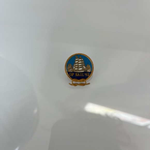 Vintage nautical lapel pin - Picture 3 of 6